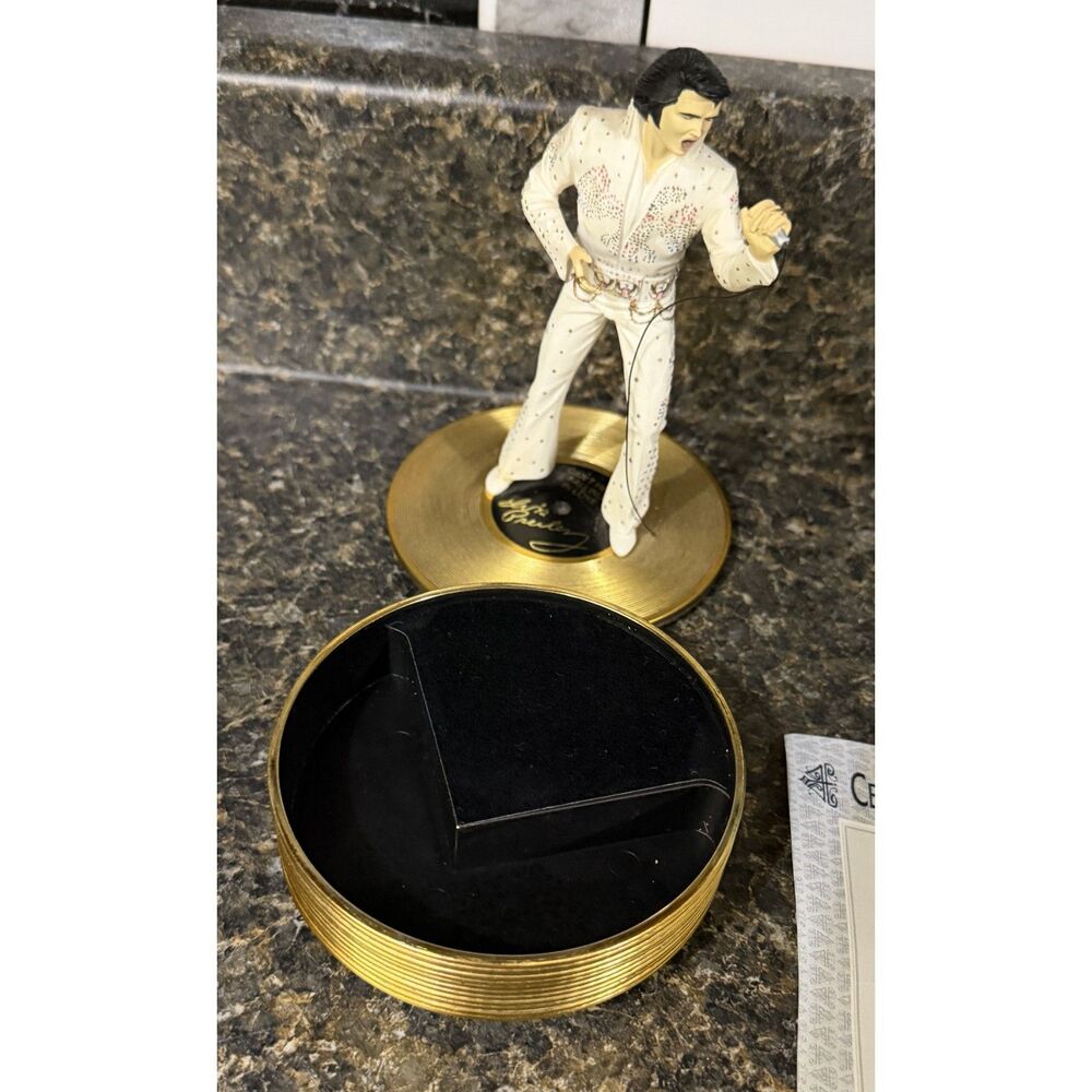 Vintage 1998 Elvis Presley Aloha From Hawaii Ardleigh Elliott Music Box COA